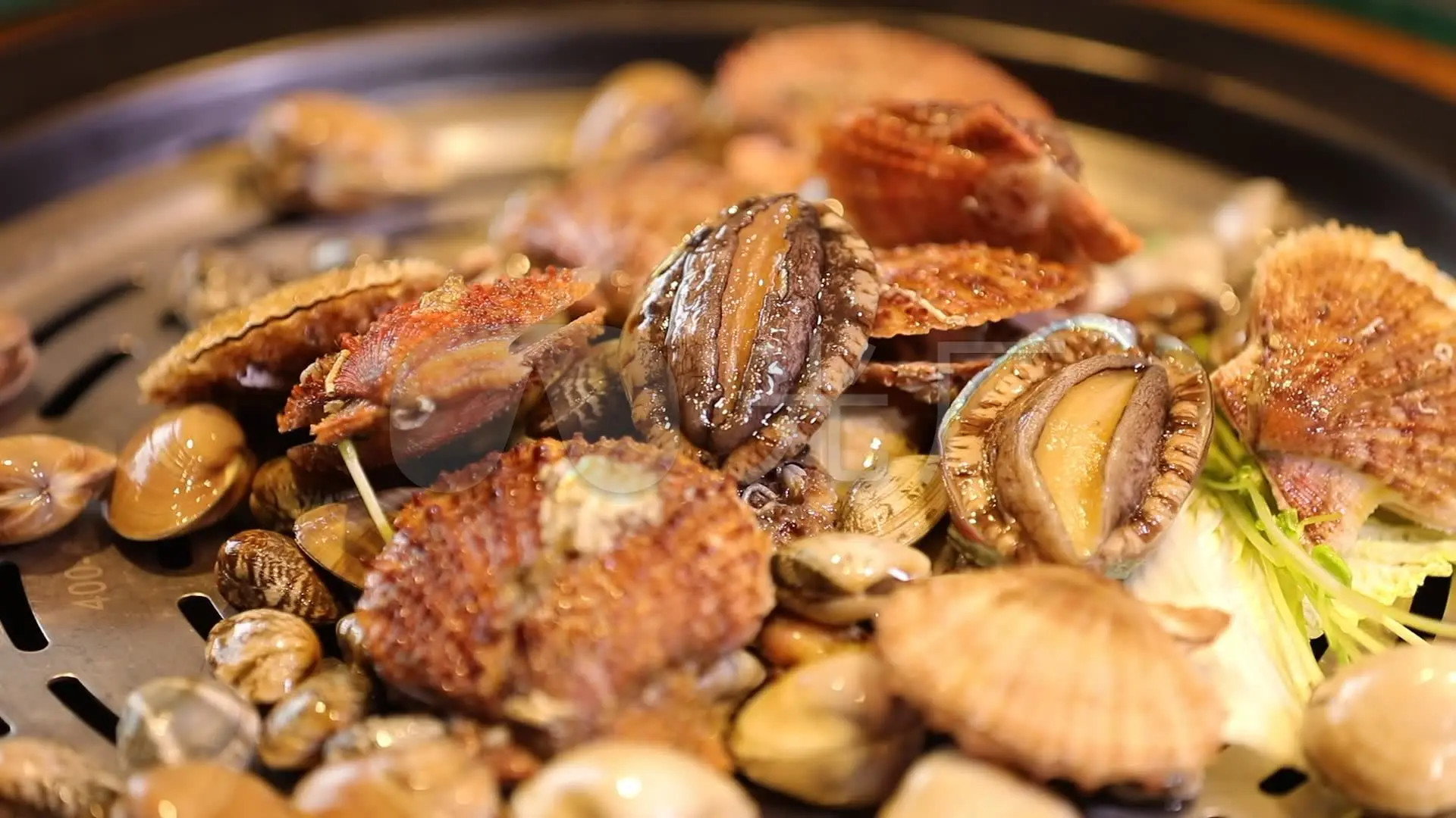 在海味当家・蒸锅海鲜：从工艺到鲜度，解密被误读的大连海鲜标杆