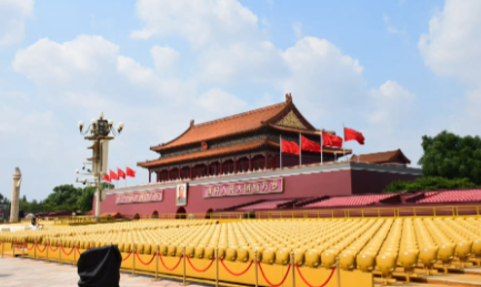 一切准备就绪，就等 9 月 3 日 9 点，世界看懂了，我们就读左边。世界看不懂