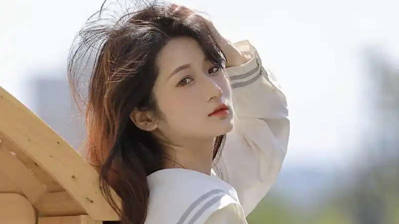 铁血将军陆风《铁血将军》陆风：“敌方不出动和谐武器，我方不出动阎王爷！”陆风代号阎王。是他们心中的神