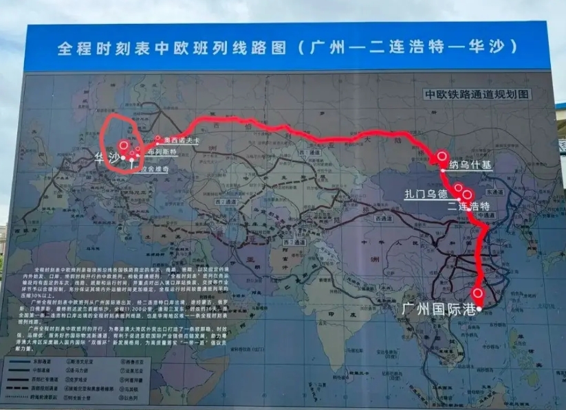 波兰是中欧班列的必经之路，是打开欧盟各国贸易的门户:
中国——蒙古国——俄罗斯—
