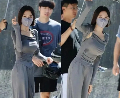 46岁秦岚路人照曝光，网友惊呆：这身材是人能做到的？ ​​​
