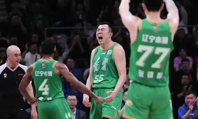 CBA夺冠个人预测:

1、辽宁队   36 %

2、浙江广厦队   24%