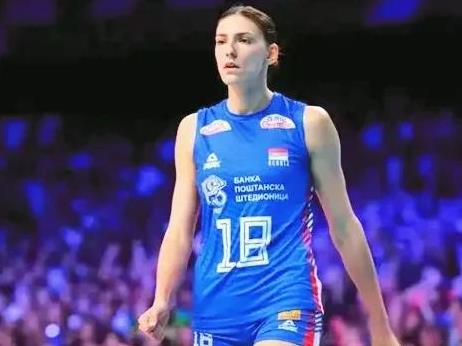 原来巨星也有老的时候，中国女排的小花们，未来是属于你们的，祝你们早日花开锦绣，正