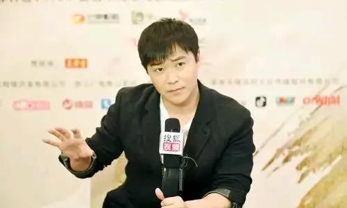 快听我说！陈思诚请发哥演《唐探1900》，这步棋简直妙到家了，血赚不亏！
剧本刚