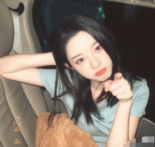 我们还是低估了黄杨钿甜了

本来以为耳环的事情，好歹对她和她家里人有点冲击吧，万