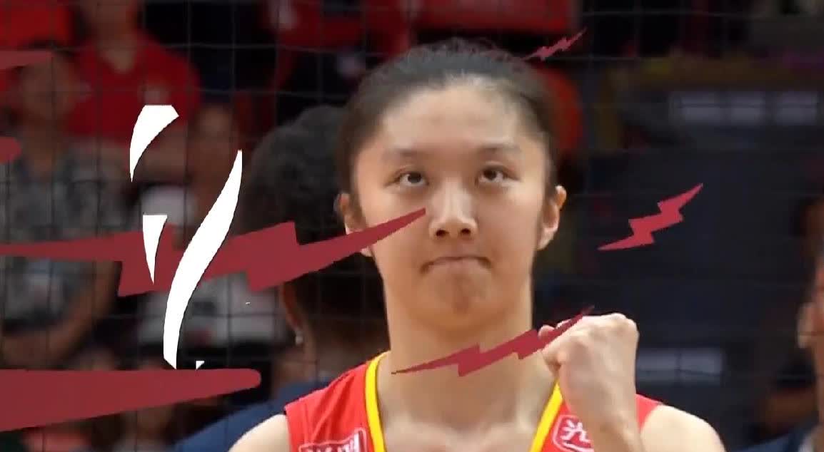 李盈莹关键球被拦，中国女排1：3法国爆冷止步16强！点评如下：
1、年轻的代价