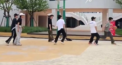 羡慕十个勤天的好运与坚持！愿我也能如他们，心向美好，许下的愿望逐一实现，让生活满