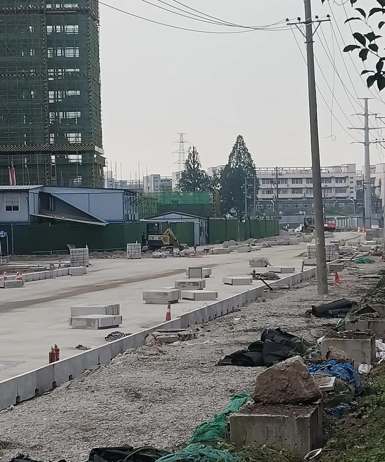 近距离探访吉祥路延长线。#武汉# #江岸# #后湖街道#