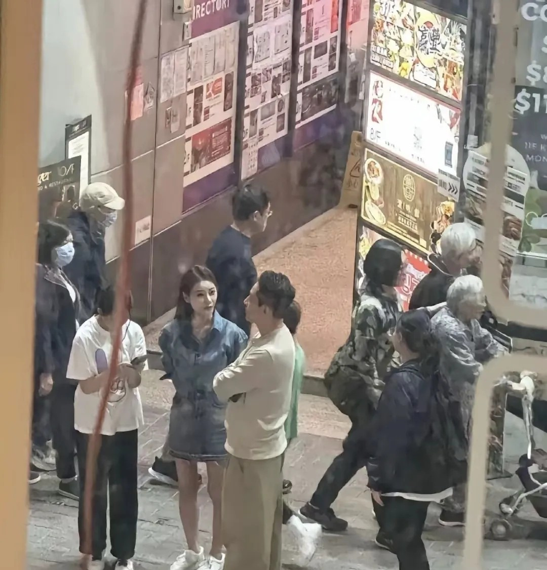 疏远表姐背后的辛酸故事











这故事听着就让人揪心！一个11岁的