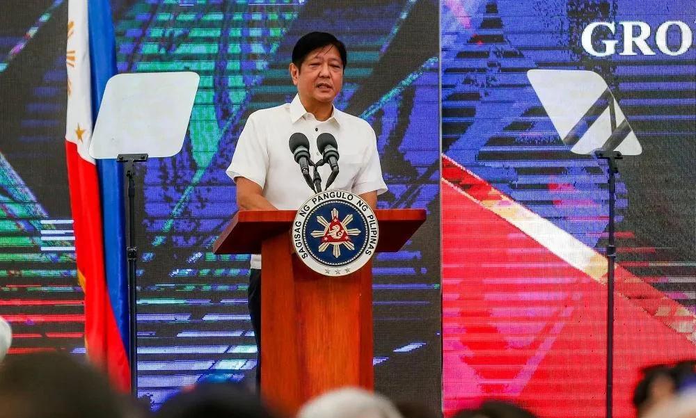 听懂掌声！马科斯说他保持开放和解的态度，他想说杜特尔特咱们和解吧。问题来了，谁还