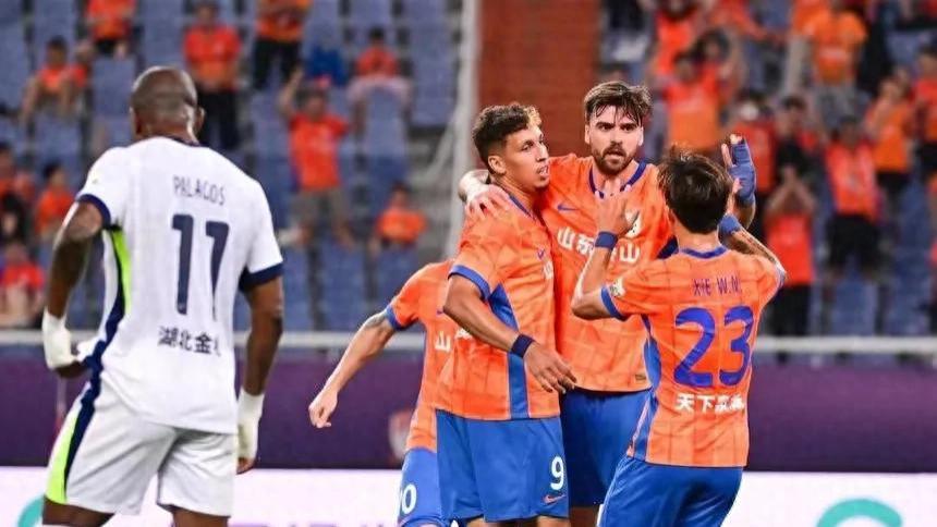 随着山东泰山3: 1武汉以后，俱乐部和教练组，极可能做出3大改变