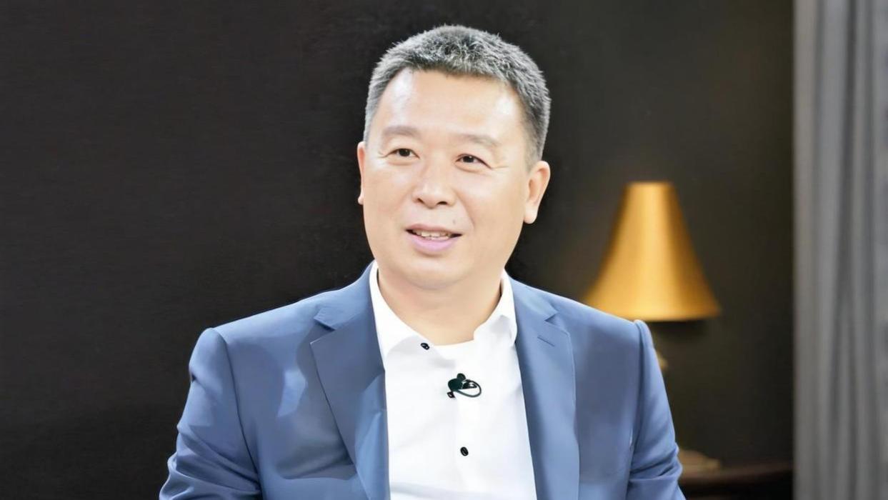 他年轻时无法理解毛主席，成为北大教授后才终于领悟毛主席的伟大