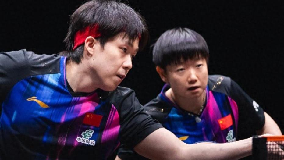 乒乓总决赛：巅峰对决！莎头3-0大获全胜，横扫世界排名第一队友