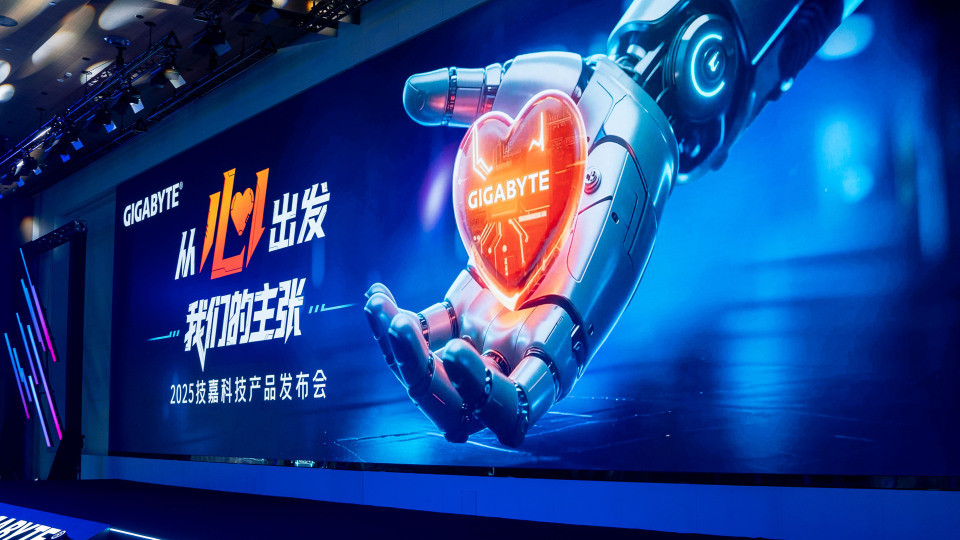 从心出发，我们的主张：技嘉新品发布会带来全新X3D鸡血模式2.0