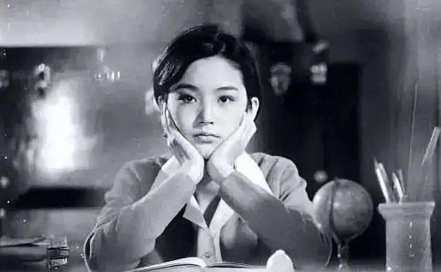 琼瑶对琼女郎的评价：林心如颜值一般，岳翎是大家闺秀，林青霞无人可比！
