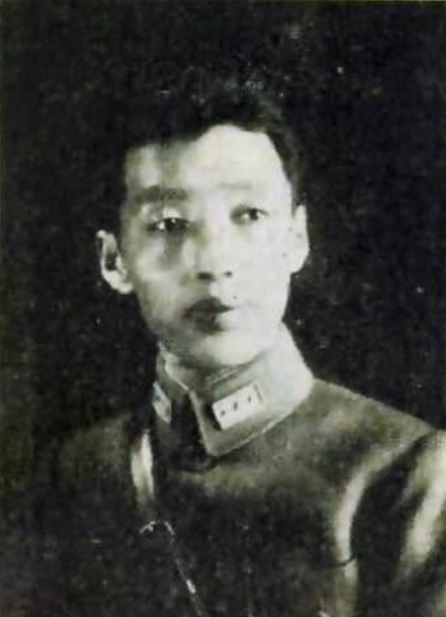 1940年12月，石友信要替哥哥石友三报仇，讨伐高树勋。当石友信气势汹汹的叫嚣时