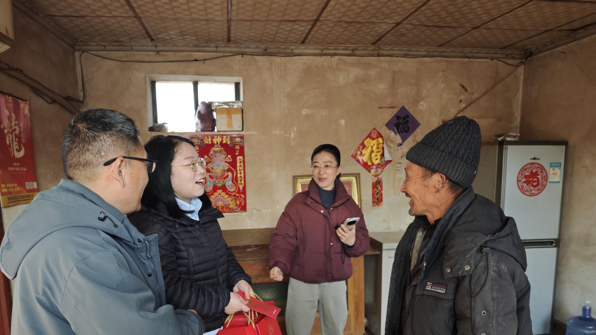 南村爱心企业情暖困难党员 新春慰问传递温情与担当