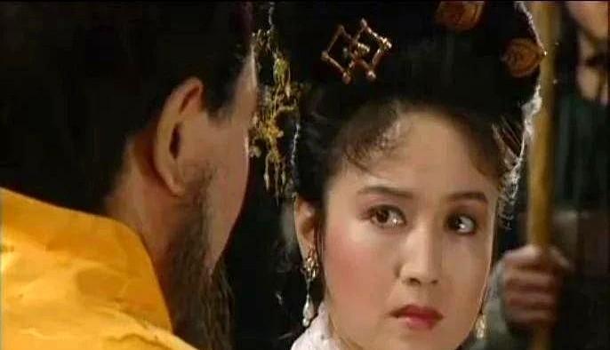 刘震云：“凡说吃亏是福的人，都是想占你便宜；凡是说能者多劳的人，都是想剥削压榨你