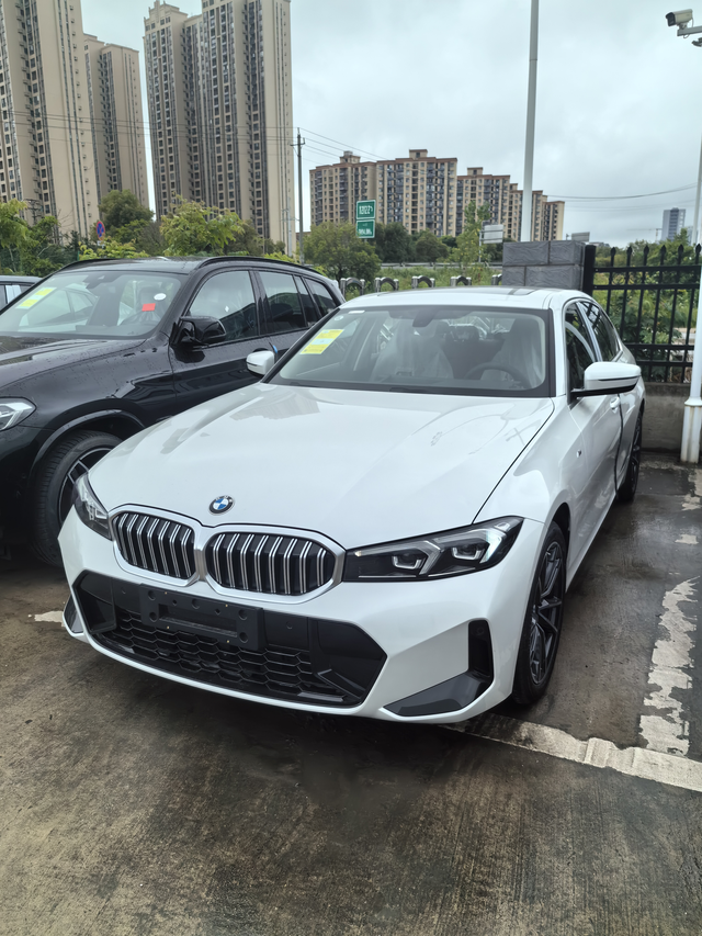 还没提车就后悔买错了
人生第一辆车，本来预算25之内，开始是想入ct5豪华p的，