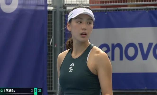 #2025赛季WTA250布拉格站# 
北京时间7月23日晚，在一场引人瞩目的女