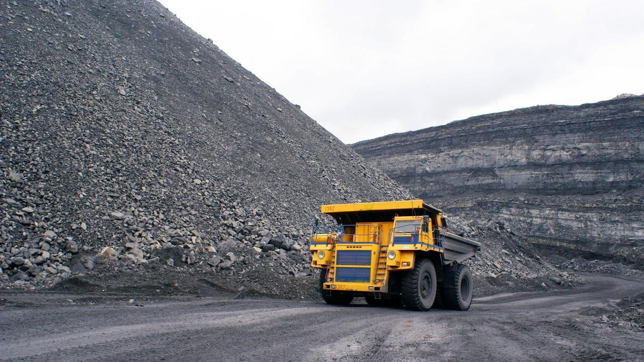 电投能源夹心蛋糕：2025年前三季度营收224.03亿，净利润41.18亿