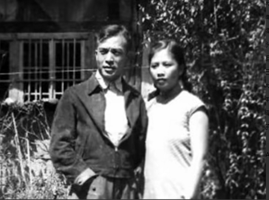 1938年，周恩来安排一女特工打入国民党内部。然而，女特工竟嫁给了国军高官，身份