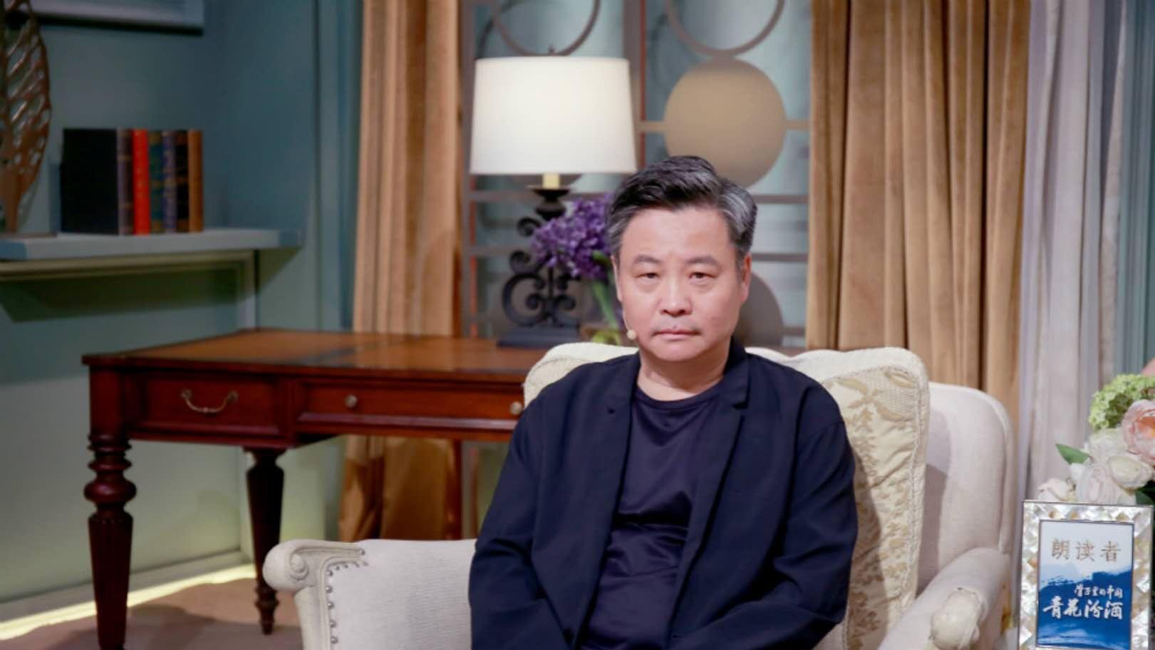 余华说：你游遍了大江南北无数的美景，发现旅行的意义不是走马观花的打卡