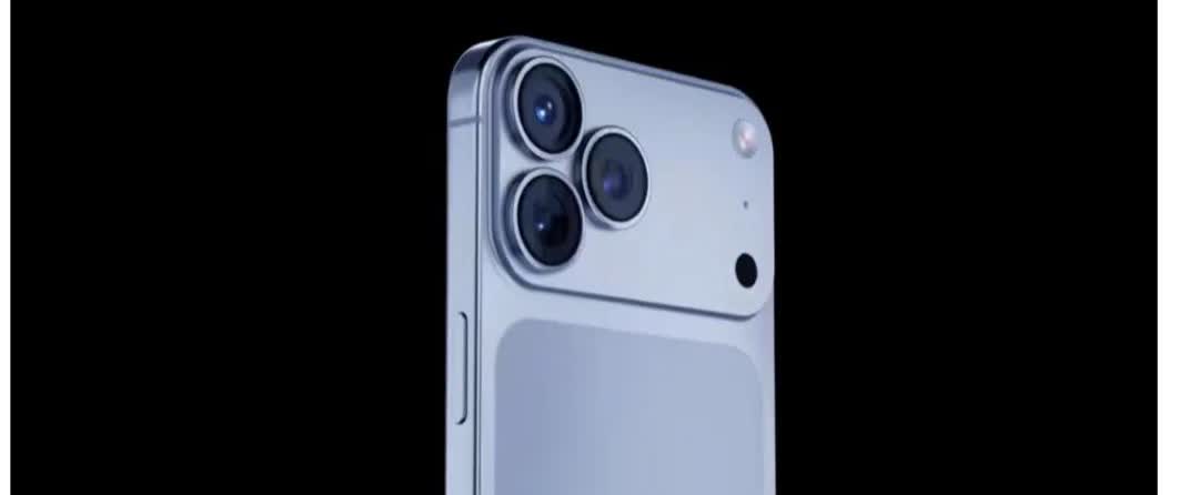 Iphone17proMax最新渲染图，第一眼看上去有种说不出来的感觉，所有的手