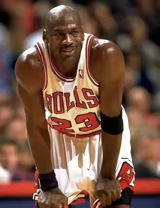 NBA历史十大分卫排名！大家认同吗？
1. 乔丹：公认的“篮球之神”，6次NBA