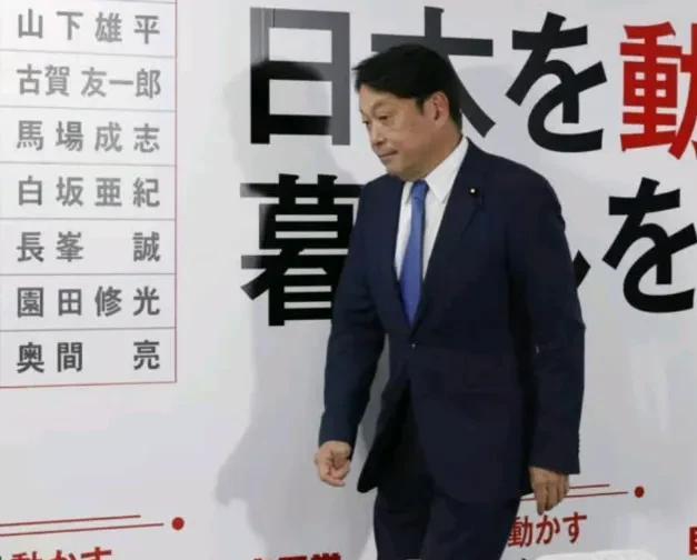 日本执政联盟自公两党无法维持参院过半数成定局，极右派无疑是最大赢家之一
据共同社