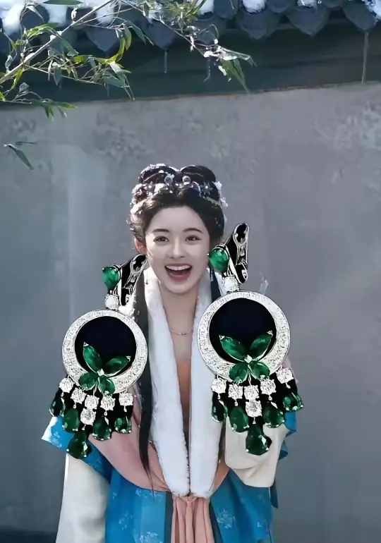 以后谁在叫我捐款，我就拿出她的事迹