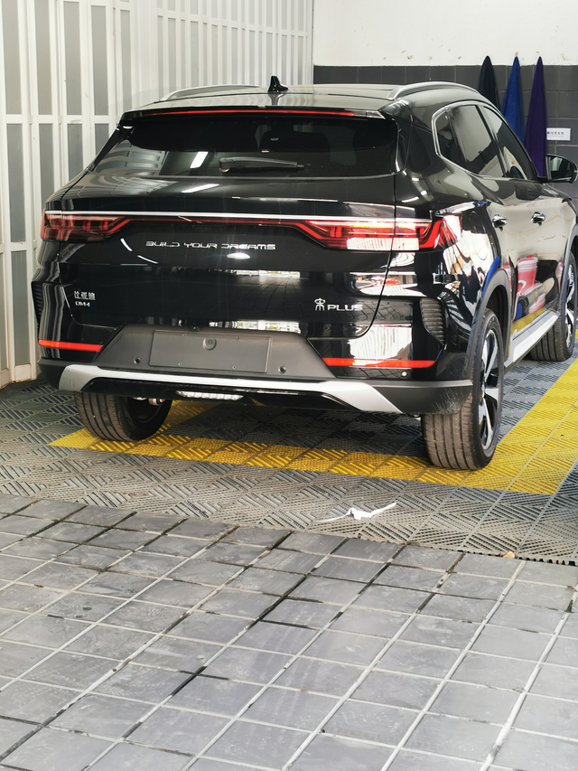 入坑第一天
看了半个月，前后10多个品牌，最终选择了比亚迪2021款宋puls旗