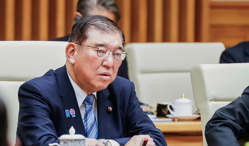 日本首相突然反省历史，是真心悔过还是另有所图？











---
