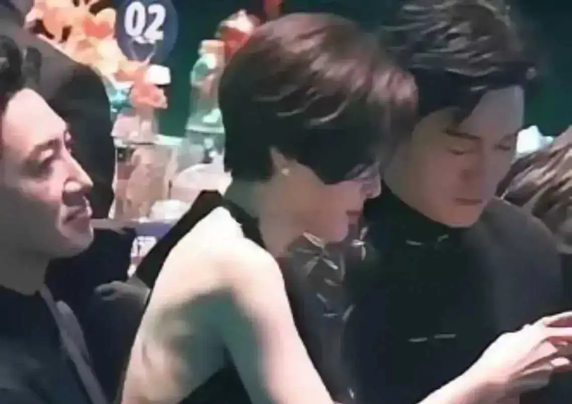 终于知道，黄晓明当初为什么和她分手了啊。