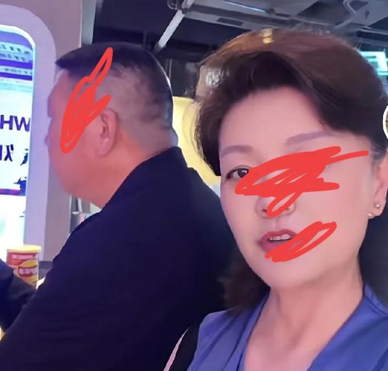 原来想当经纪人，还要别人打条子，怎么就成30个w了？！
当年那场会见很不平常，当