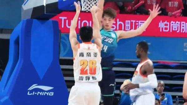 庞峥麟狂砍27分彻底杀疯！改成库里打法后真猛