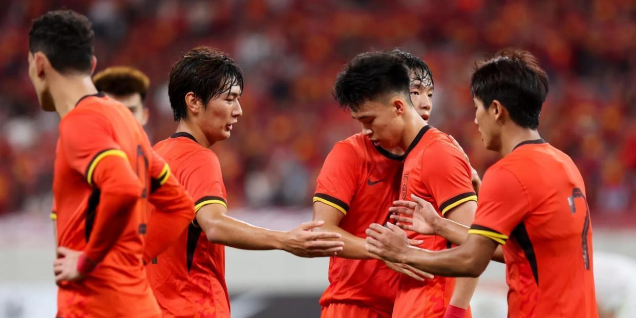 日韩伊沙幸运避开国足！
U23亚洲杯抽签已经出炉，日本、韩国、伊朗和沙特都幸运的