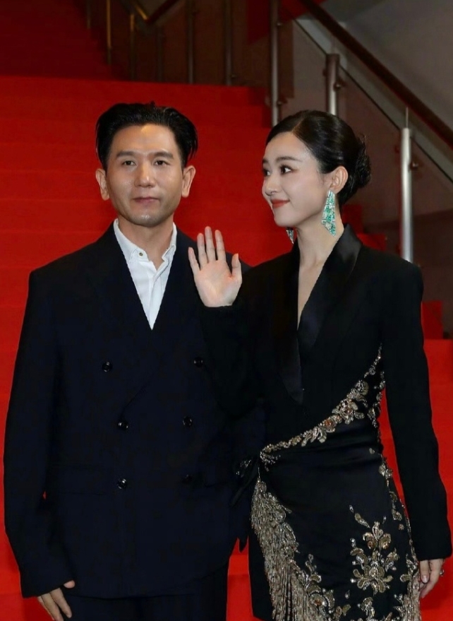 赵丽颖昨天恋情瓜一出