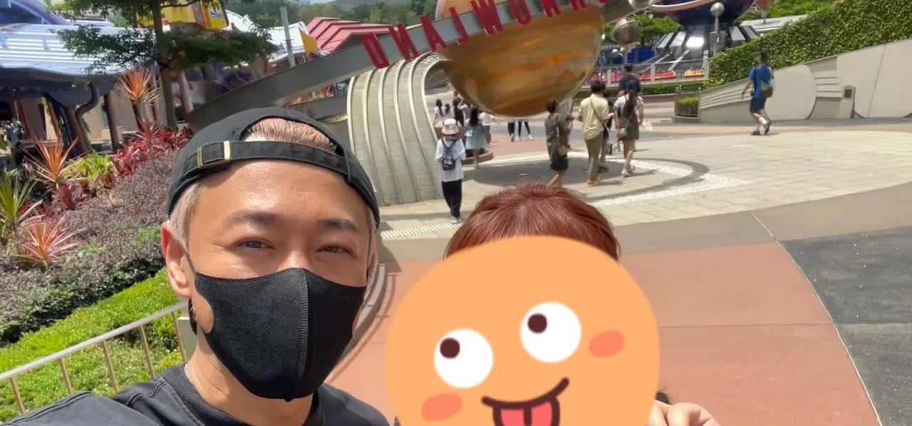 太惊喜了，网友在香港迪士尼偶遇林峯！



林峯不仅是个好丈夫，更是个好