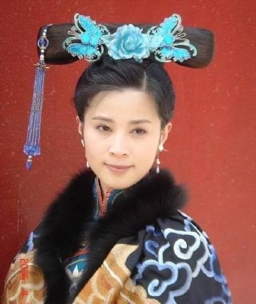 1708年，康熙准备处死大儿子胤褆，他的额娘惠妃知道后，却跑来对康熙说：“胤褆从