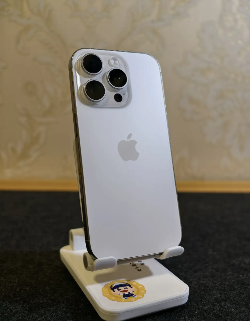 你们发现没
iPhone比安卓好的
不只有遥遥领先的视频拍摄
还有主流第三方应用