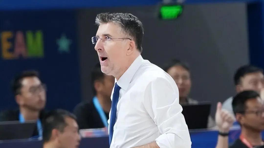 再次出山？曝王晗重返CBA执教，有望加盟新疆男篮