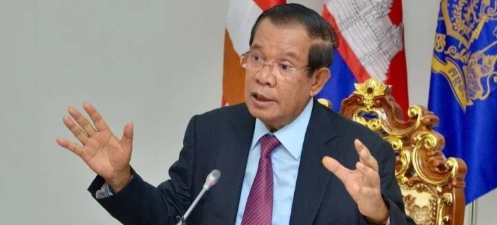 泰国政局大变天，佩通坦要下台？











泰国政局就像一锅沸腾的开水