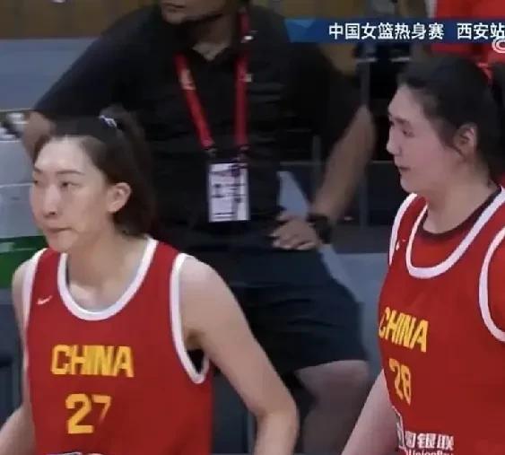 女篮的“双塔”赢球，让人高兴不起来，是有理由的！
昨晚的女篮全主力，打日本的“二