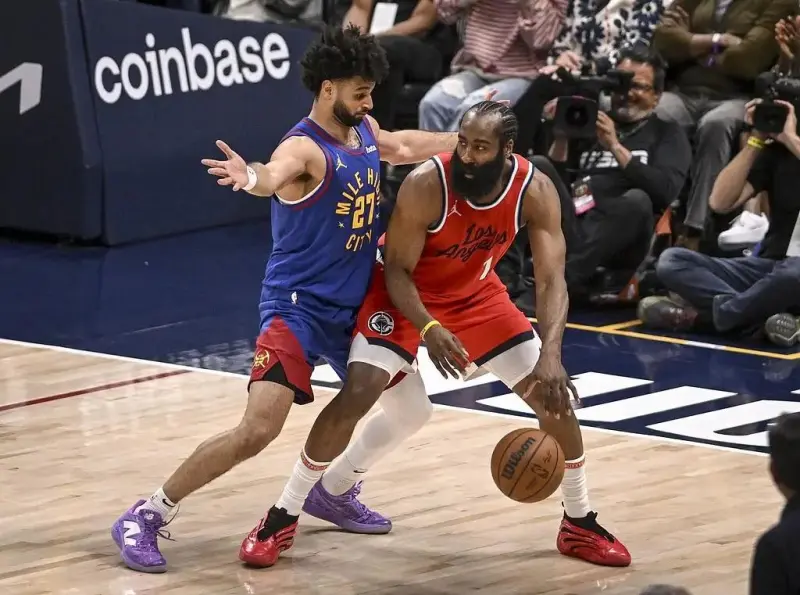 ESPN预测快船对阵掘金G2胜率：快船41.7%，掘金58.3%