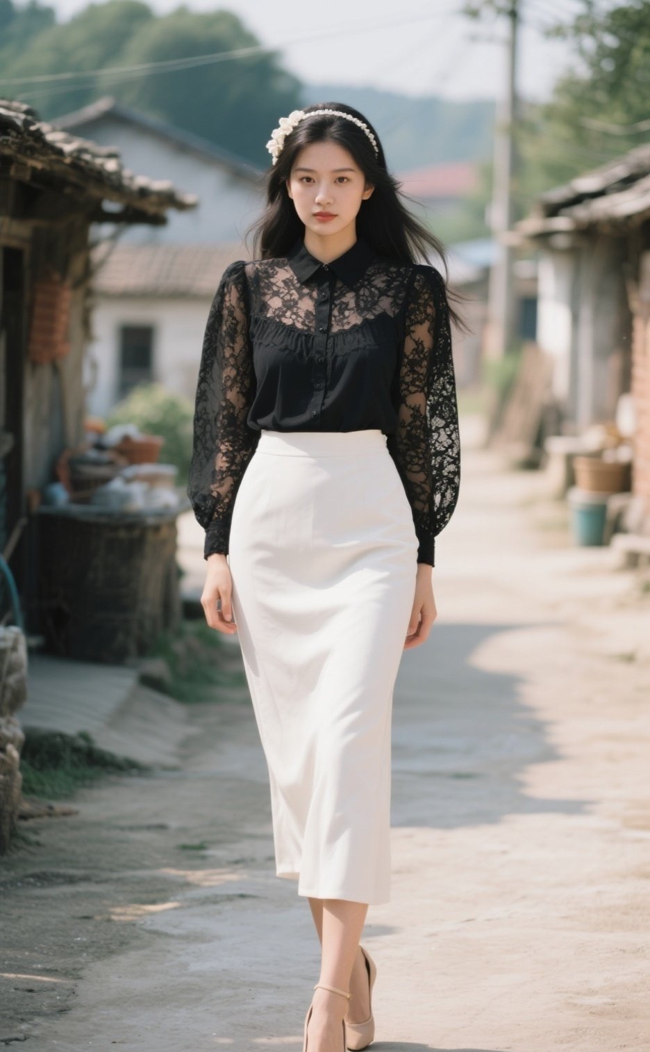 农家有女颜如玉，淡妆素裹更迷人