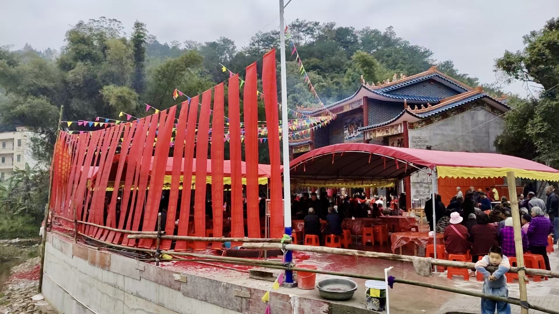 南充安庆邓公庙重建落成典礼隆重举行——古庙重光续文脉 乡魂凝聚启新章