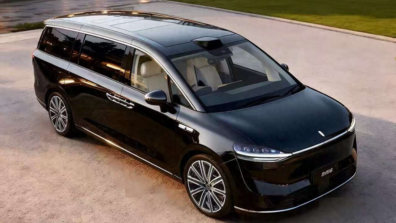 智界V9曝光，鸿蒙智行首款MPV，外观漂亮，激光雷达+华为高阶智驾