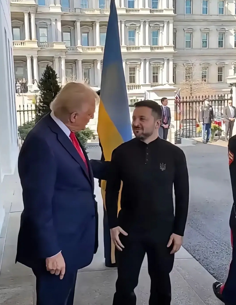 看来美国还是取得了初步胜利，泽连斯基同意停火30天，泽连斯基已经说了。

而且美