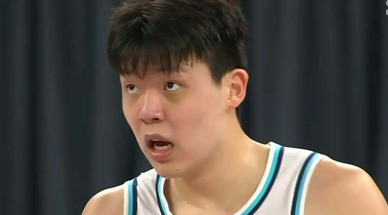 杨瀚森被NBA选中基本没有悬念，老陈作为多年老球迷就一个愿望：亚运会，大运会，亚